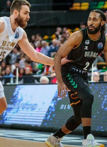 El UCAM cierra el Top 16 de la Champions con victoria (67-71)