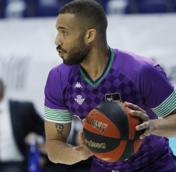 Mike Torres regresa al Coosur Betis tras su cesión en la NBA G-League