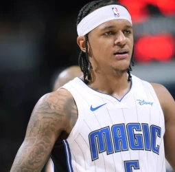 Banchero lidera la victoria de los Magic sobre Denver
