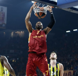 El Maccabi quiere volver a contar con Alex Tyus