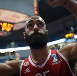 Brian Randle lo volverá a intentar de la mano del Enel Brindisi