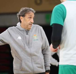 Luis Casimiro: "Debemos seguir mejorando, pero el equipo está muy vivo"