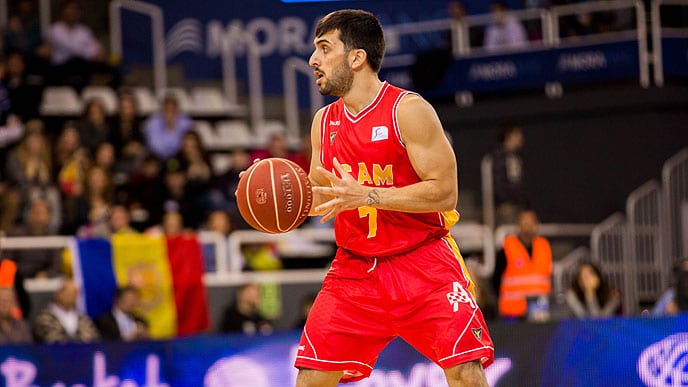 Los triples aúpan al UCAM Murcia (84-91)
