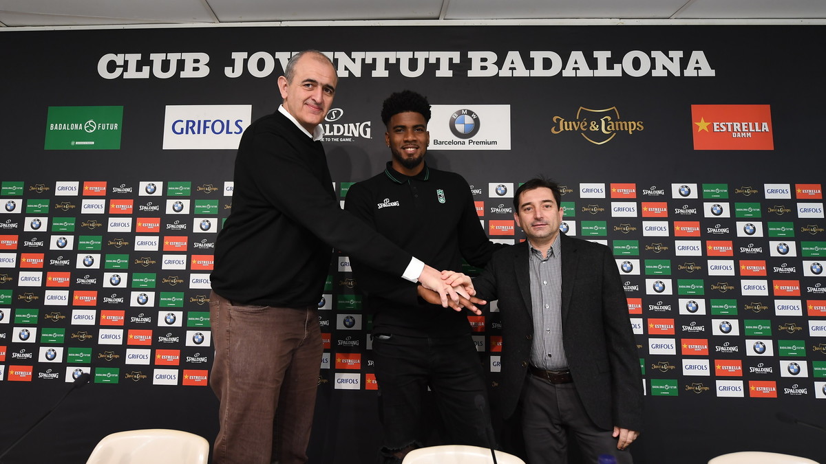 Shawn Dawson: "Estoy muy contento de seguir en la Penya, es mi casa"