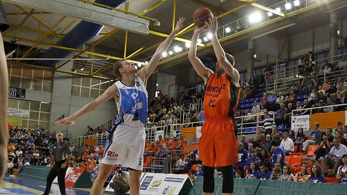 El Rio Natura Monbus Obradoiro muestra su buen momento en Fuenlabrada (63-75)