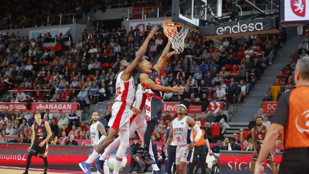 Remontada y gran victoria del Zaragoza sobre el Baskonia, 86-85