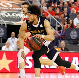 Askia Booker, Jugador de la Jornada 29