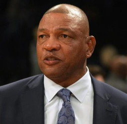 Doc Rivers, nuevo entrenador de los Milwaukee Bucks