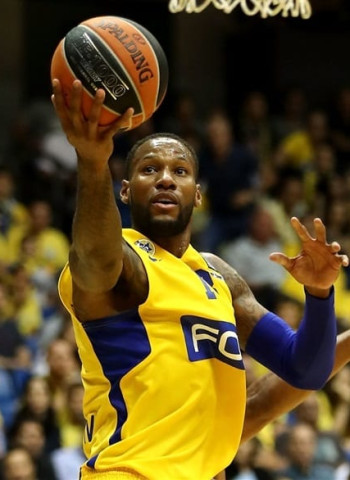 EuroLiga no permite todavía jugar en su competición a Sonny Weems