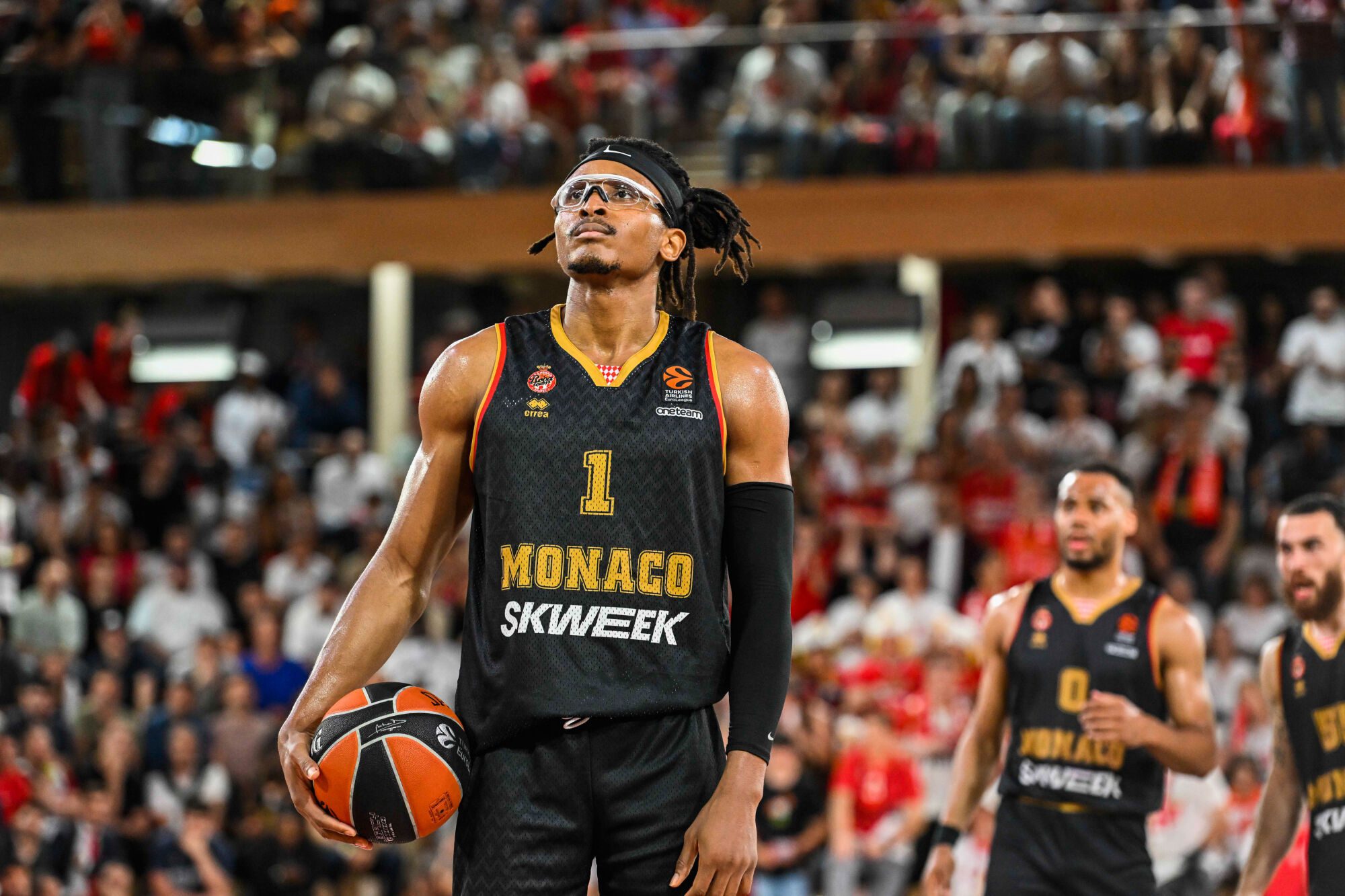 El Baskonia mantiene negociaciones avanzadas con Chima Moneke