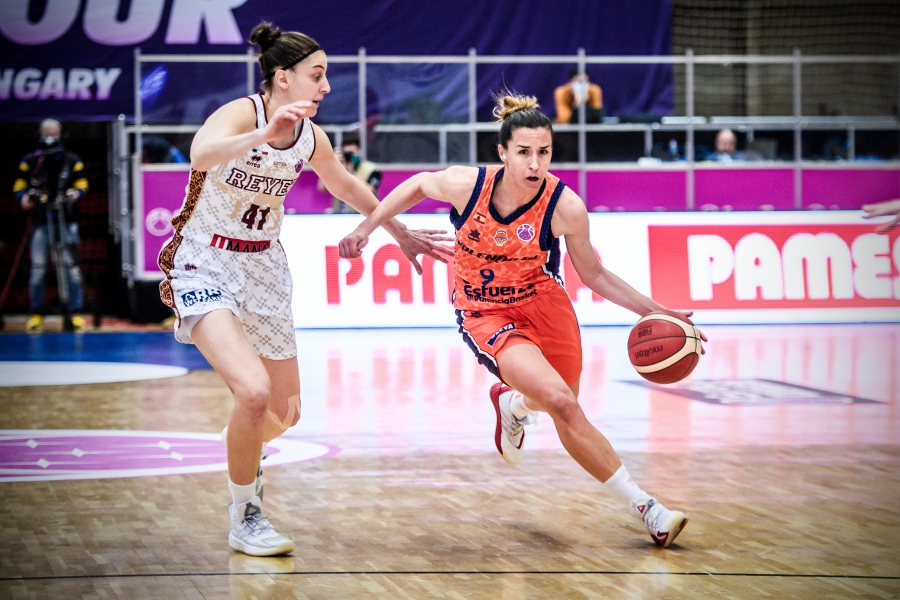 Valencia Basket hace historia y conquista Europa por primera vez (81-82)