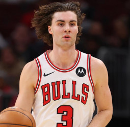 Josh Giddey se queda a las puertas de un cuádruple-doble