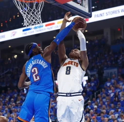 Los Thunder superan a Denver en el séptimo y completan las finales de conferencia, 93-125 [4-3]