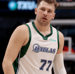 Doncic no tiene daños estructurales ni en su rodilla ni en el tobillo