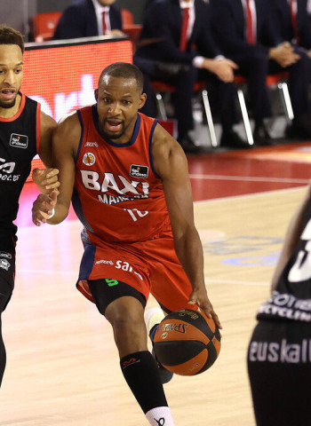 El baloncesto colectivo de Baxi Manresa vuelve a dar sus frutos (94-78)