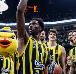 Nigel Hayes-Davis establece récord de puntuación en un partido de la EuroLeague con 50 puntos