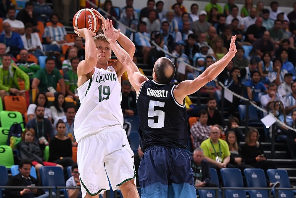 Lituania, mejor que Argentina (81-73)