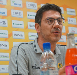 Fotis Katsikaris: «Es un partido para ver la mentalidad del equipo»