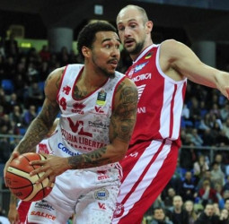 El ajetreo mediático pasa factura en Milán, mientras que Zalgiris y  Fenerbahçe están en un momento dulce