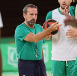 Joan Plaza: "He notado al equipo enrabietado, con tensión y conscientes de lo que tenemos que hacer"