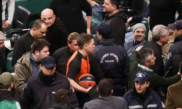 La Euroliga advierte: si se repiten los incidentes, no se jugarán partidos en Grecia