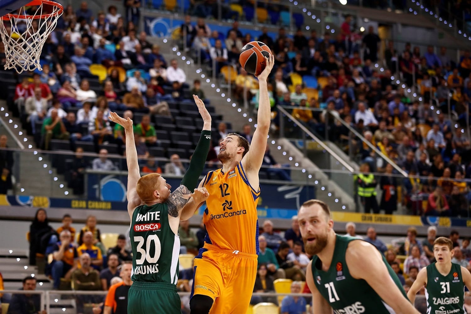 Lucas Nogueira y Ondrej Balvin realizarán entrenamientos con los Utah Jazz