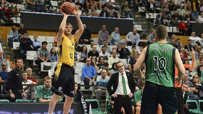 Iberostar Tenerife refrenda el liderato y un Joventut sin alma sigue preocupando (73-78)