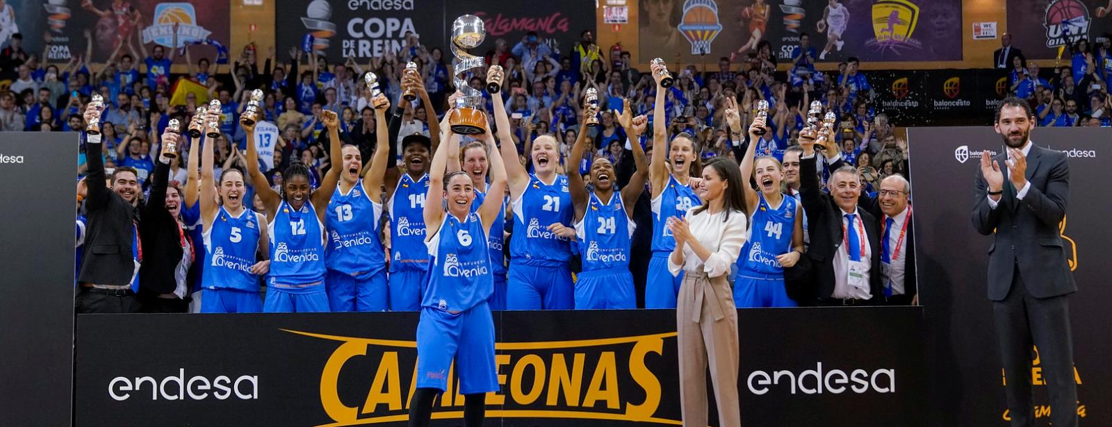 Avenida amplía su palmarés con su cuarta Copa consecutiva (76-58)
