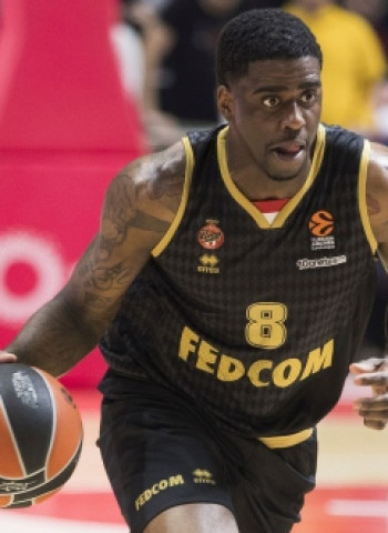 Dwayne Bacon, cerca del Anadolu Efes