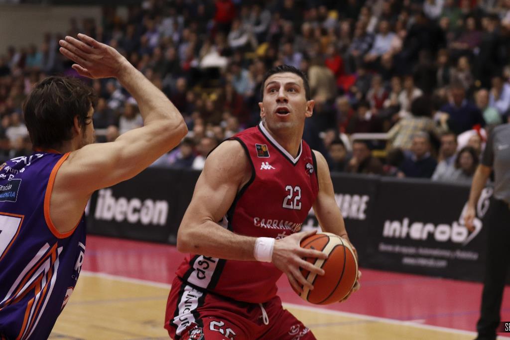 Carramimbre CBC Valladolid y Delteco Gipuzkoa Basket, colíderes
