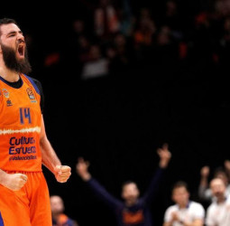 El Valencia Basket negocia las renovaciones de Dubljevic y Rivero
