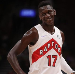 Bonga seguirá en los Raptors, Dekker saldrá al mercado