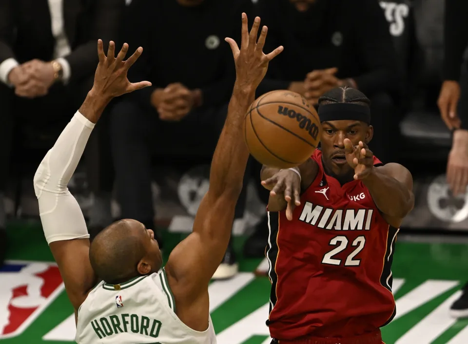 Butler conquista Boston (116-123) [0-1]