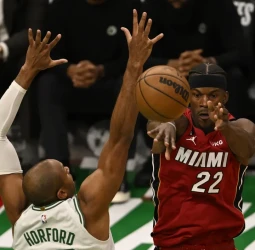 Butler conquista Boston (116-123) [0-1]