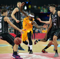 Primera derrota del Barça en liga Endesa a manos del Dominion Bilbao (92-79)