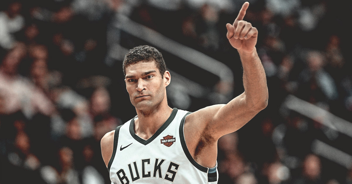 Brook Lopez y Milwaukee Bucks negocian la renovación