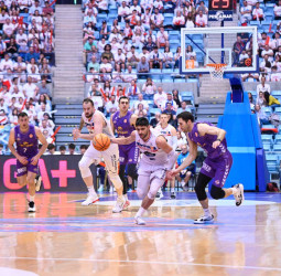 Monbus Obradoiro suma el 1 a 0 en un partido disputado hasta el último momento (87-83)