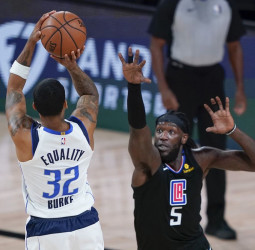La segunda unidad de los Mavericks empatan la serie (114-127) [1-1]
