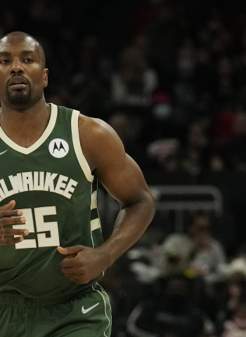 Serge Ibaka, cerca de los Miami Heat