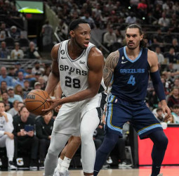 Charles Bassey, próximo objetivo del Partizan