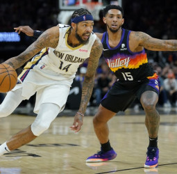 [1-1] Los Pelicans asaltan Phoenix (125-114)