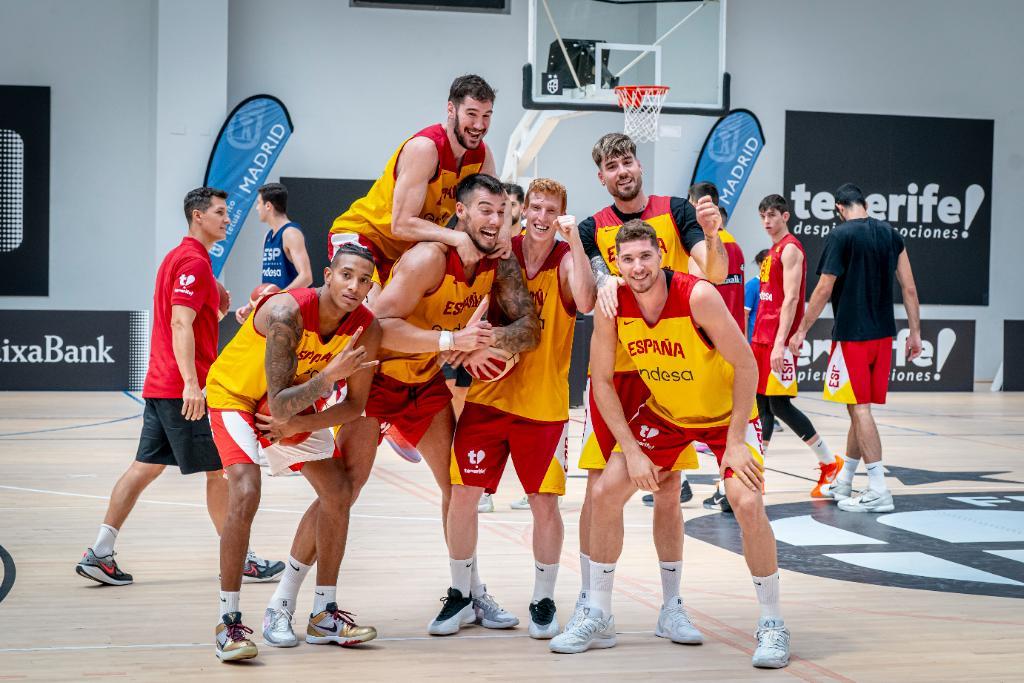 #LaFamilia y España B se ponen en marcha con la primera jornada del Torneo de Málaga