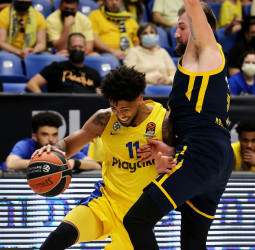 El Maccabi vence al Khimki en el último partido en casa de la temporada (92-62)