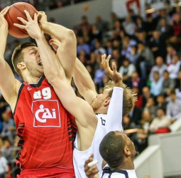 El CAI Zaragoza toma ventaja ante Trento (85-83)