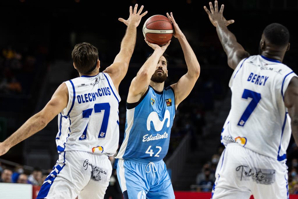 Movistar Estudiantes retoma el liderato para mandar en solitario