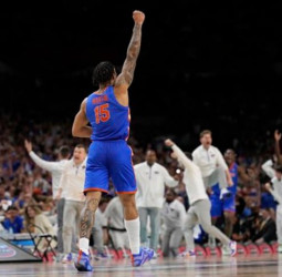 Florida se lleva su tercer título NCAA, 63-65