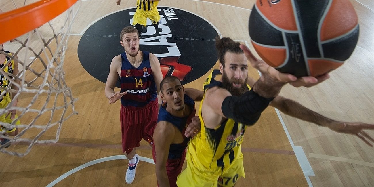 El Fenerbahce asalta el Palau Blaugrana (72-73)