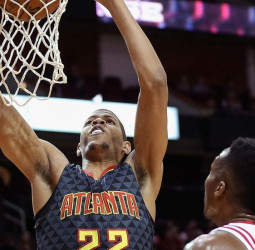 Los Hawks cortan a Tavares. ¿Volverá a Europa?
