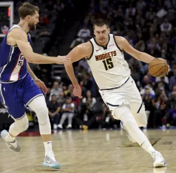 Nikola Jokic, nuevo triple-doble y nueva derrota