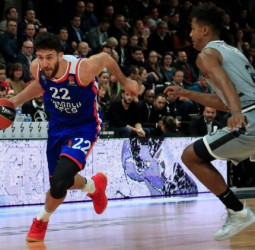 El Anadolu Efes asalta el inexpugnable Astroballe (84-90)